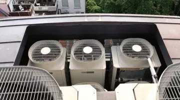 Kaltwasserkühlsystem auf dem Dach